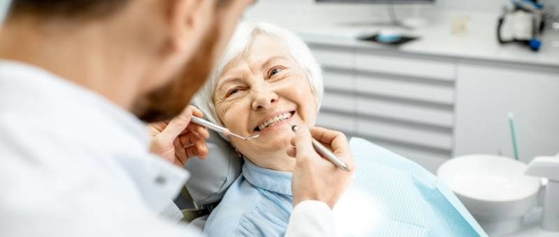 Visitas al dentista en la tercera edad