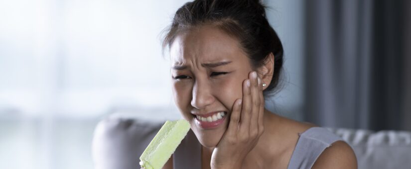 Sensibilidad dental: causas más comunes y cómo aliviarla (sin empeorar el problema)